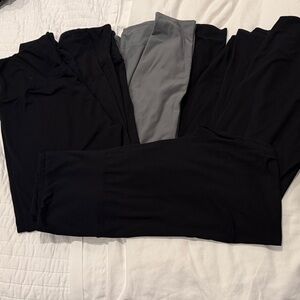 Lot of 5 Leggins--4 Black Amazon and 1 Gray Luluroe Leggings Set